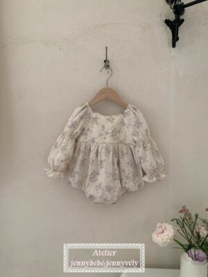 淡紫花包屁連衣裙
